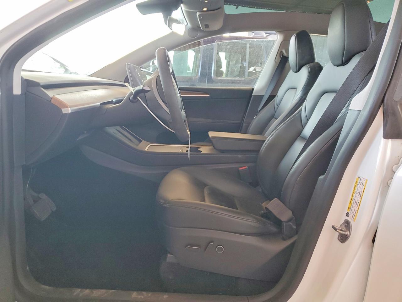 2023 Tesla Model Y - zdjęcie 7