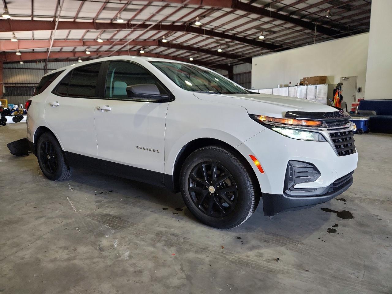2022 Chevrolet Equinox Ls - zdjęcie 4
