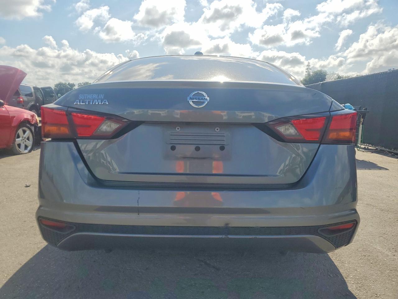 2020 Nissan Altima S - zdjęcie 6