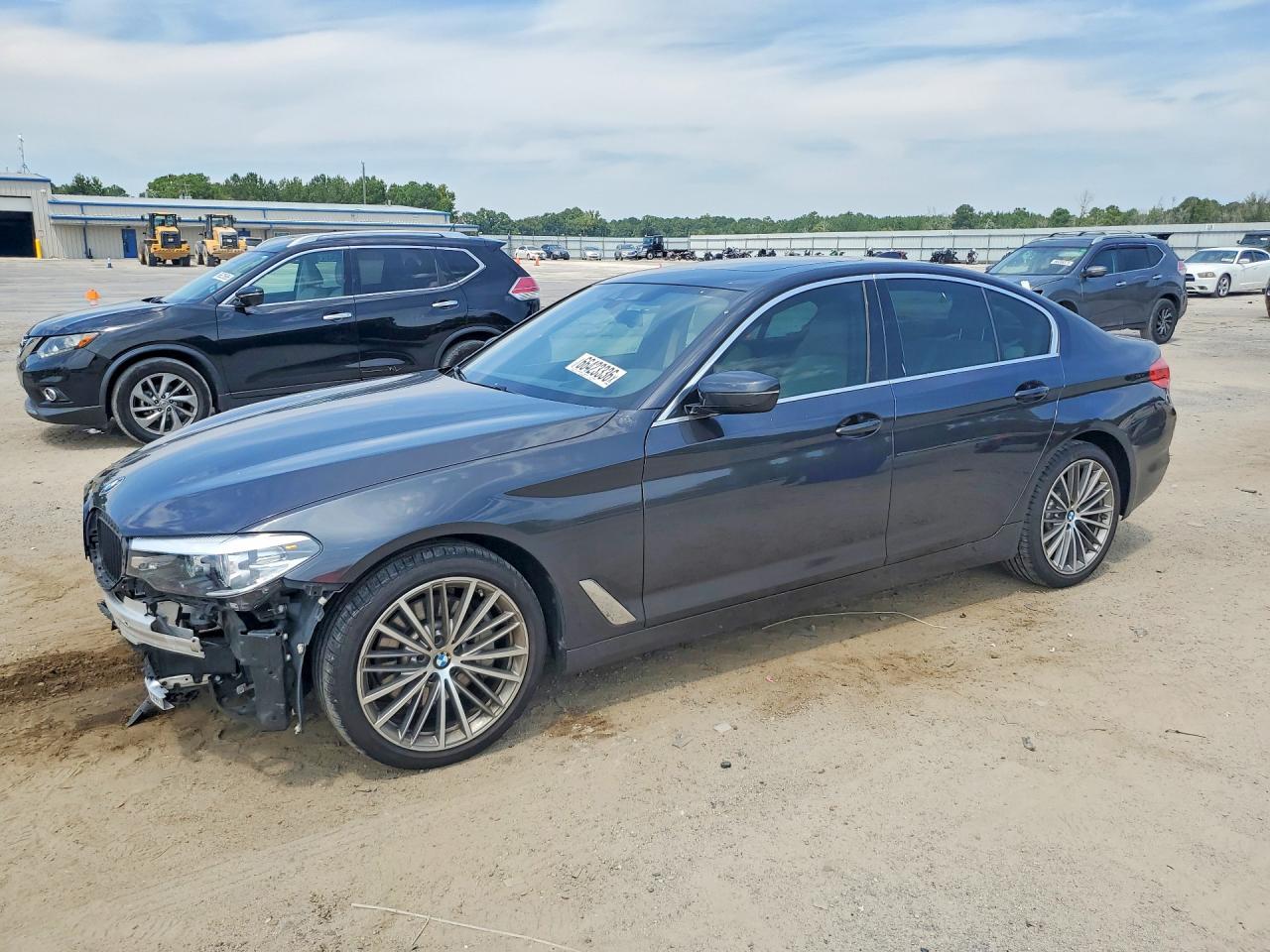 2019 BMW Seria 5 530i - zdjęcie główne