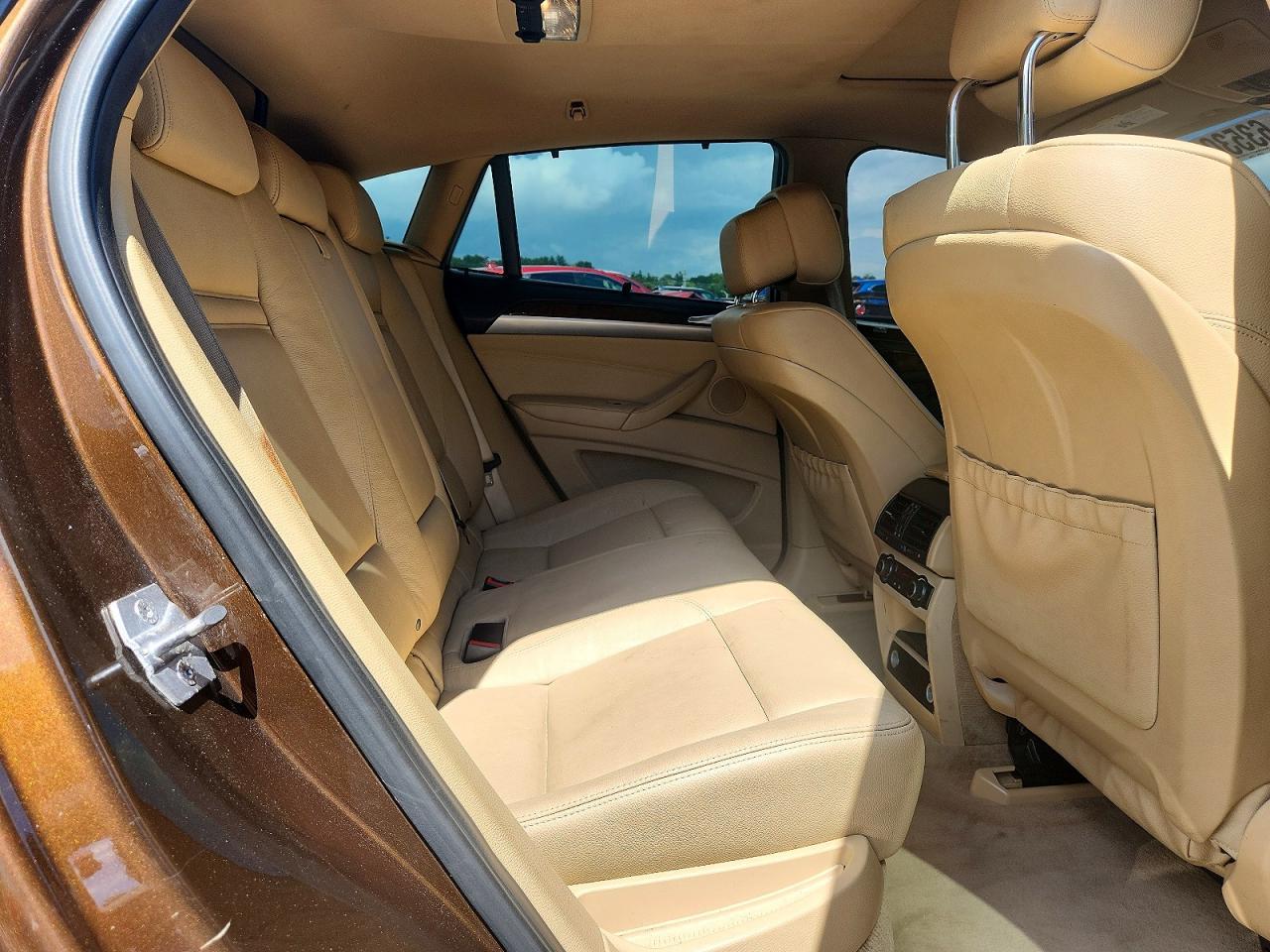 2014 BMW X6 xDrive35I - zdjęcie 11