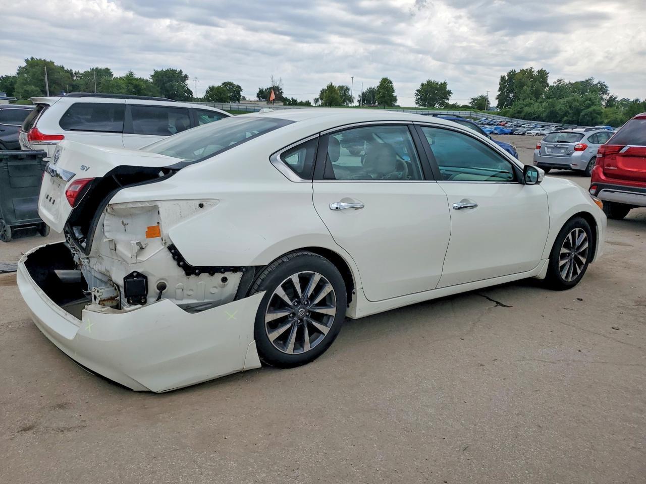 2017 Nissan Altima 2.5 Sv - zdjęcie 3