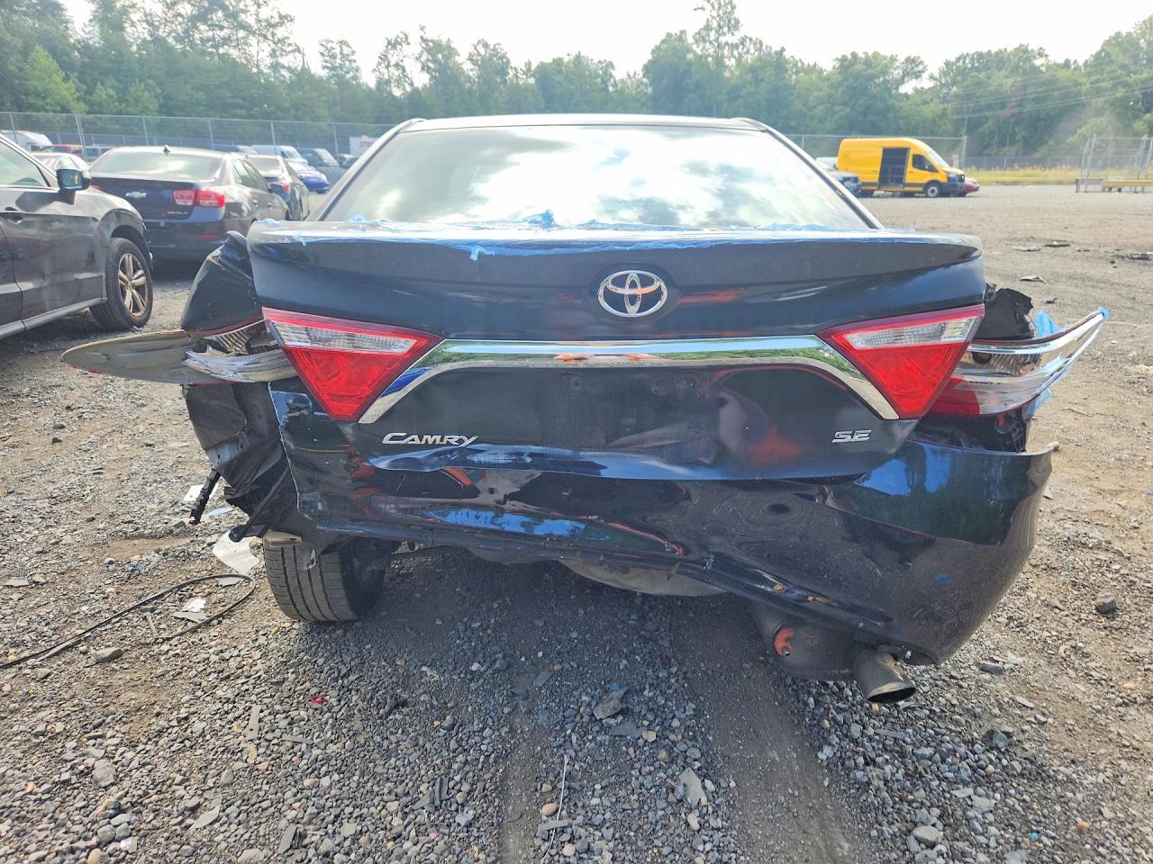 2015 Toyota Camry Se - zdjęcie 6
