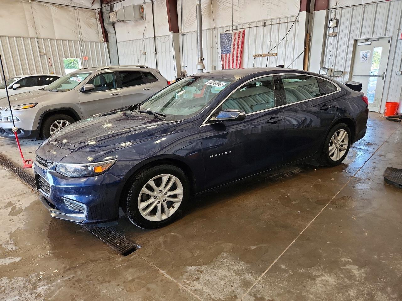 2017 Chevrolet Malibu Lt - zdjęcie główne