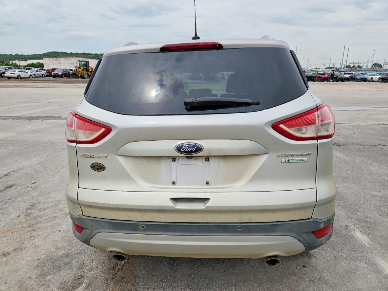 2014 Ford Escape Titanium - zdjęcie 6