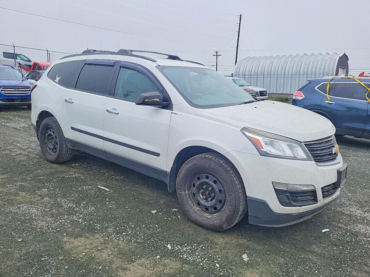 2017 Chevrolet Traverse Ls - zdjęcie 4