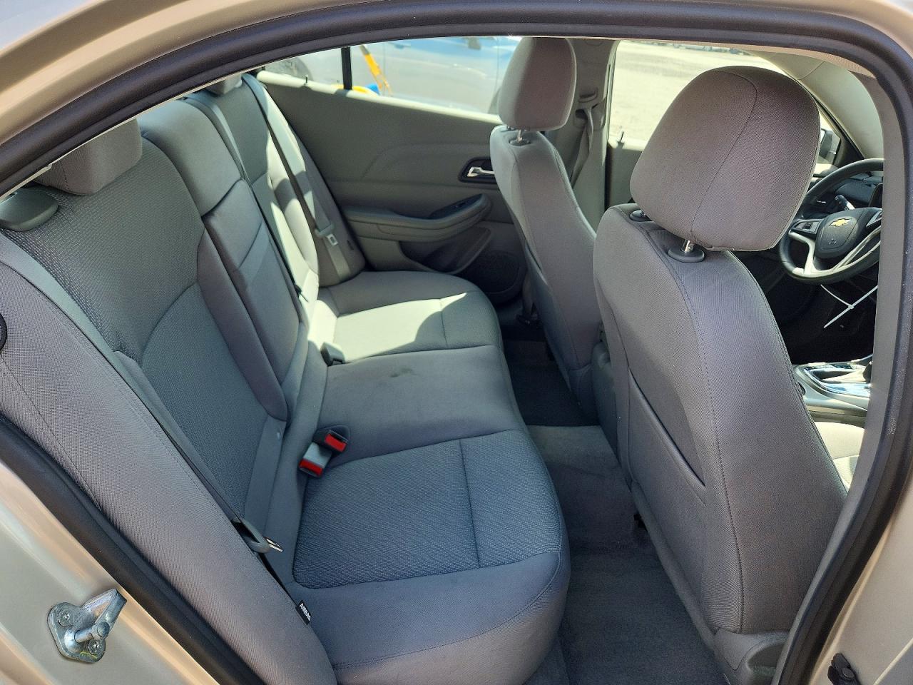 2013 Chevrolet Malibu Ls - zdjęcie 10