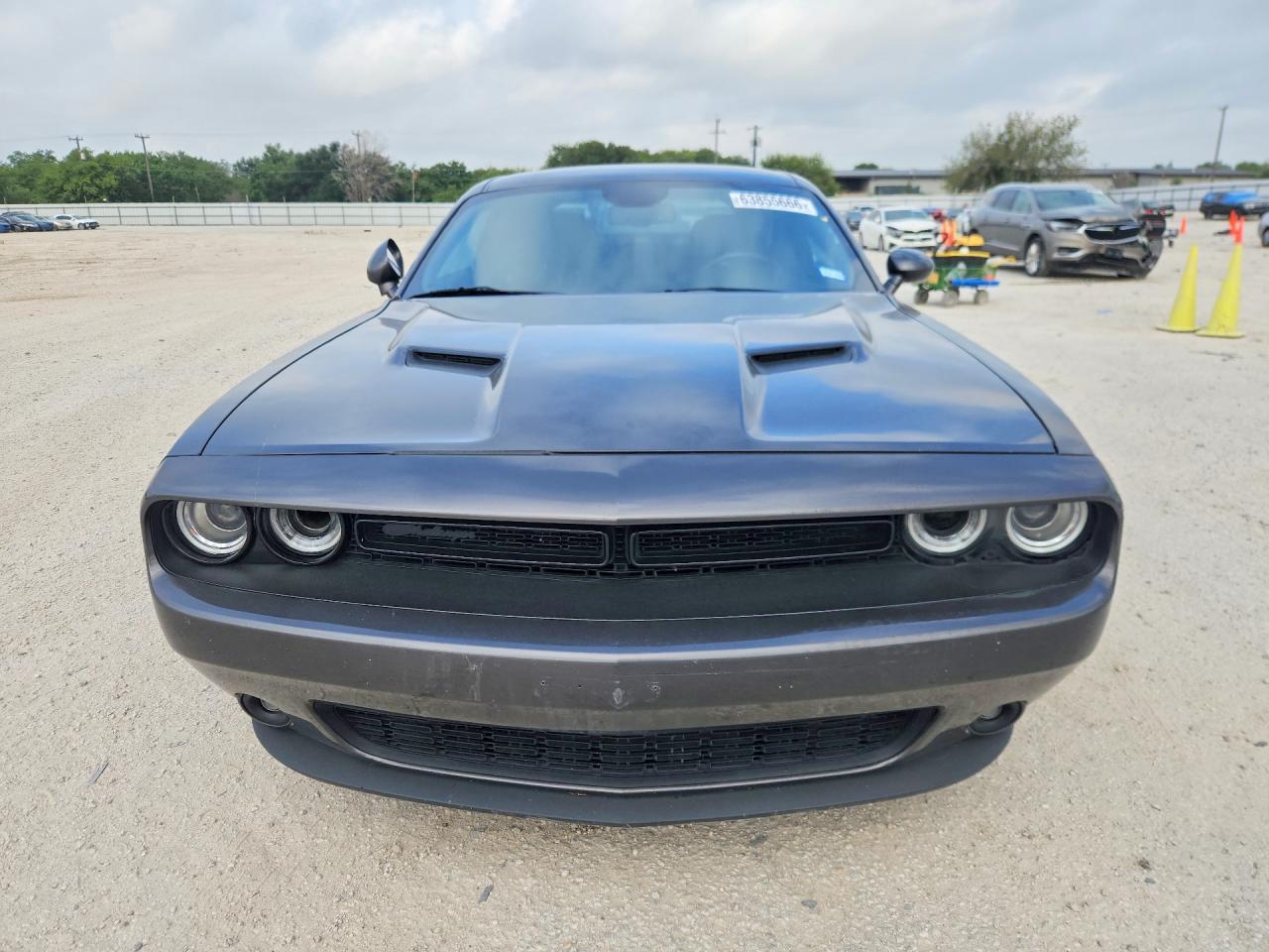 2020 Dodge Challenger Sxt - zdjęcie 5