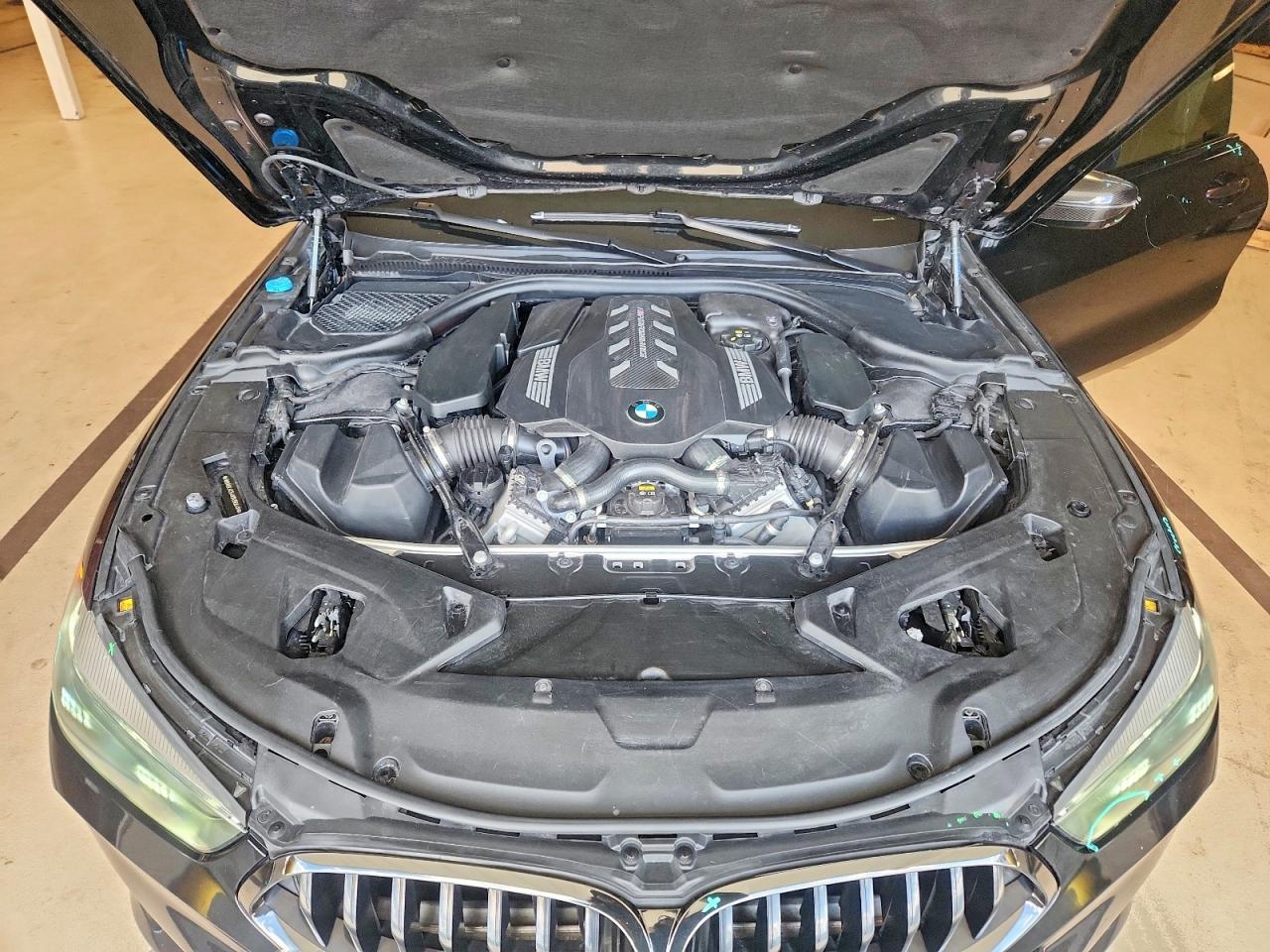 2019 BMW Seria 8 Coupe 850i - zdjęcie 11