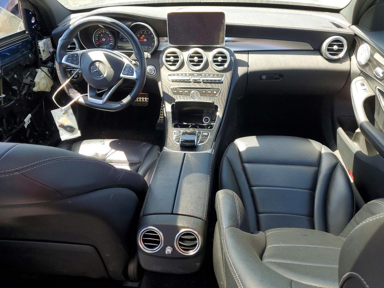2017 Mercedes-Benz C 300 - zdjęcie 8