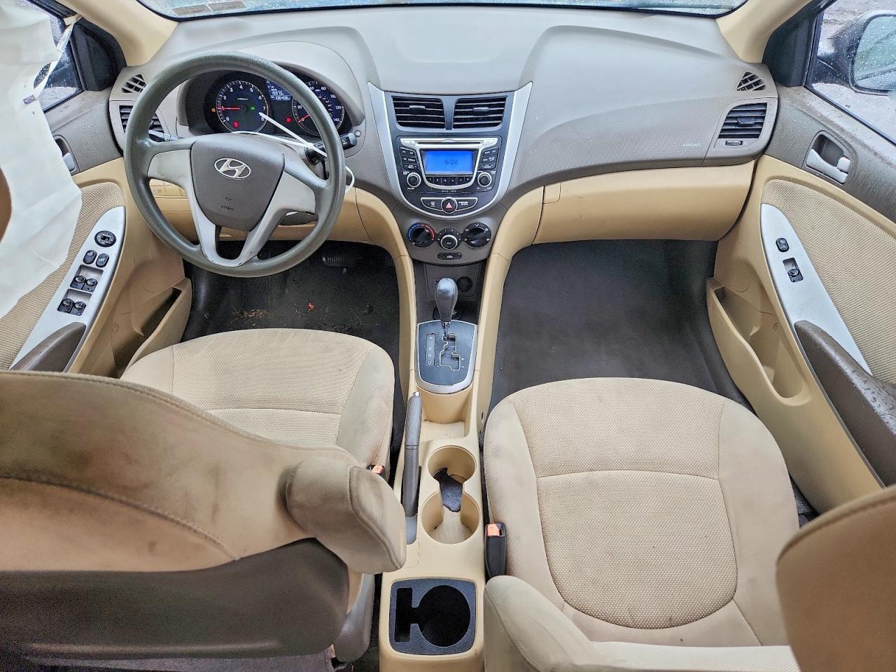 2013 Hyundai Accent Gls - zdjęcie 8