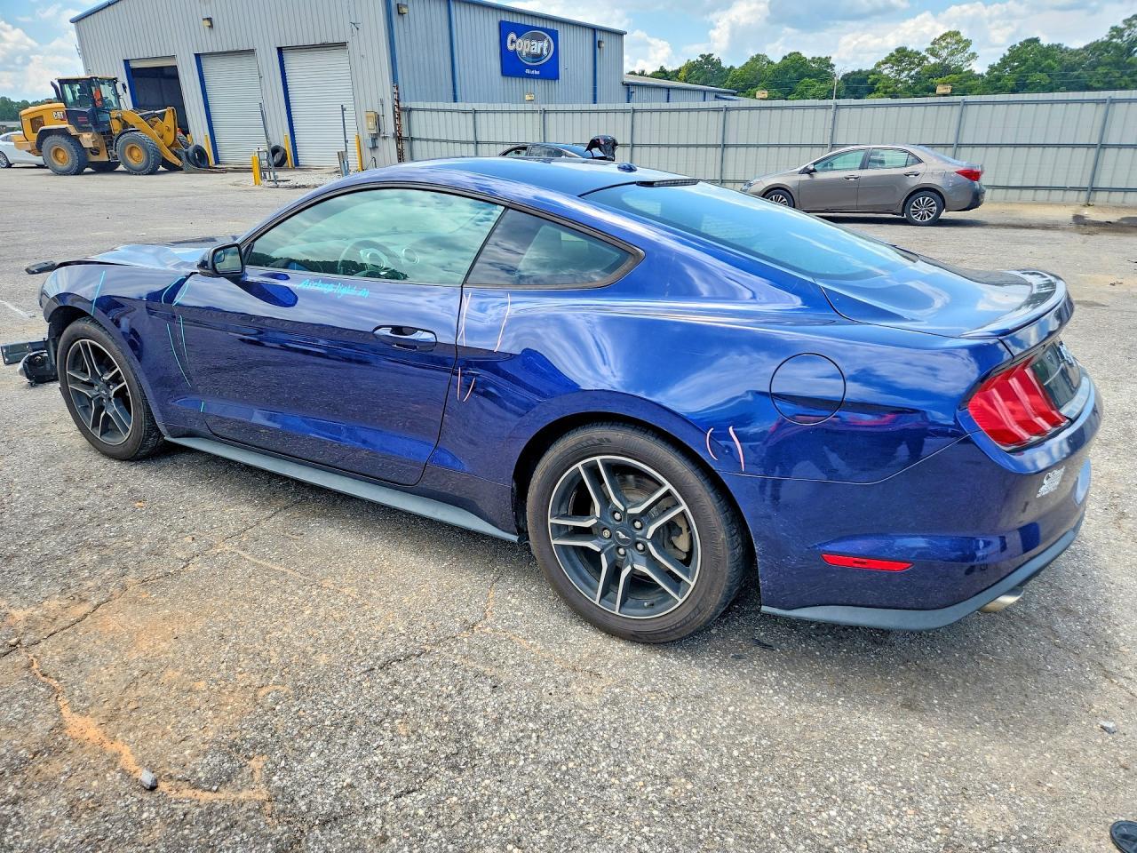 2019 Ford Mustang - zdjęcie 2