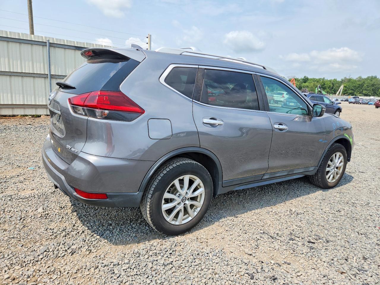 2018 Nissan Rogue Sv - zdjęcie 3