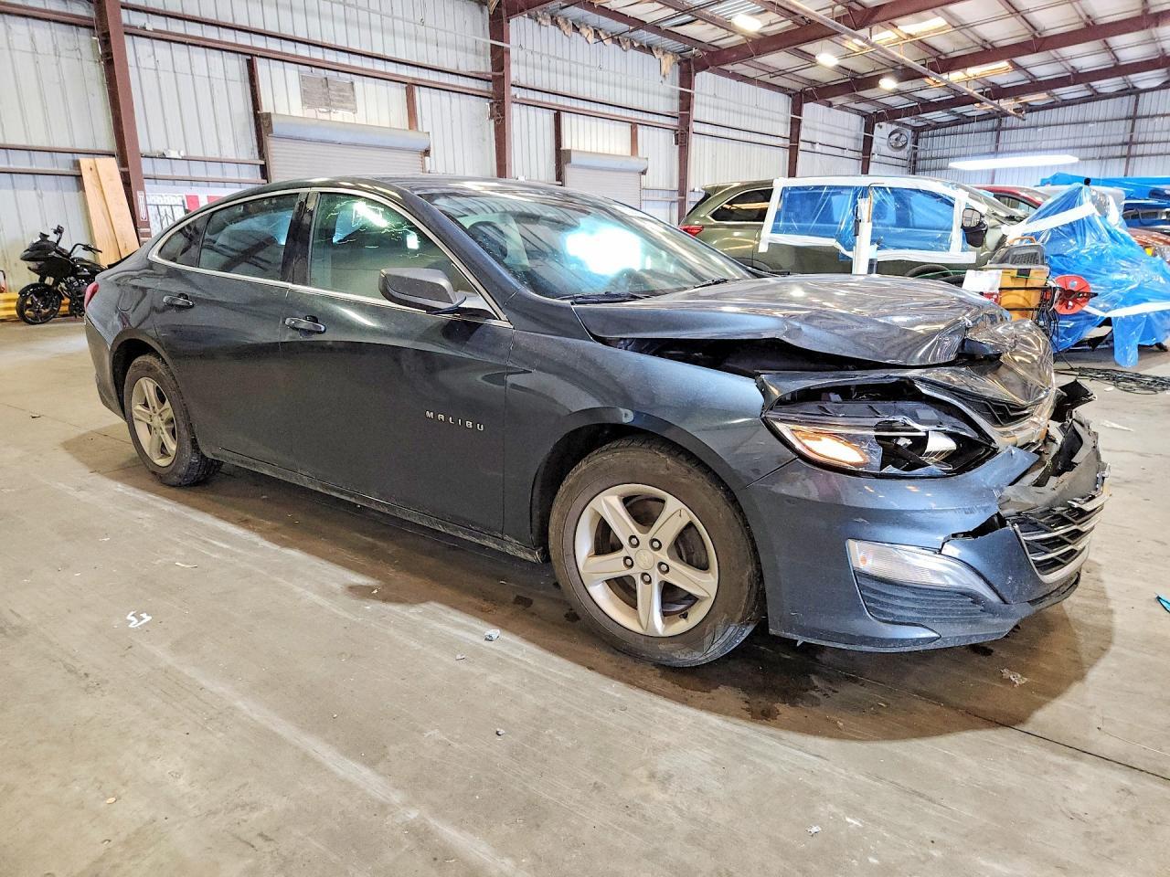 2020 Chevrolet Malibu Ls - zdjęcie 4