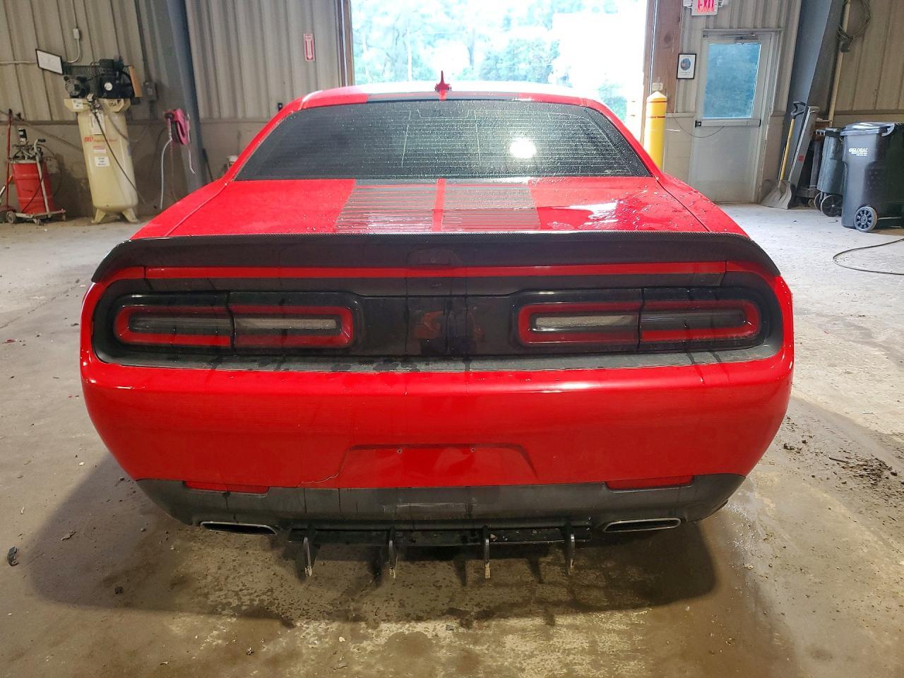 2016 Dodge Challenger Sxt - zdjęcie 6