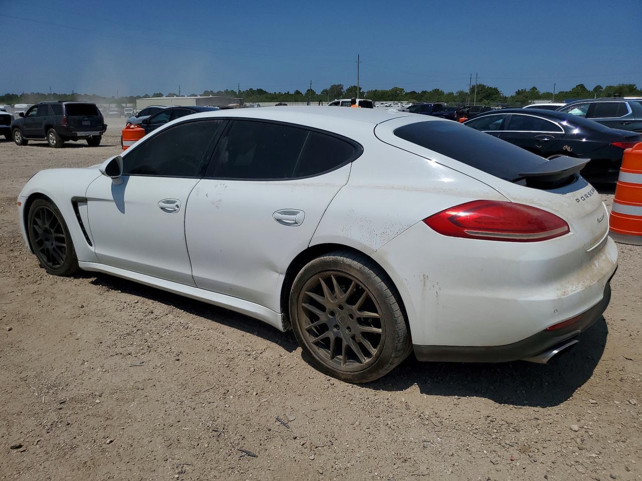 2015 Porsche Panamera 2 - zdjęcie 2