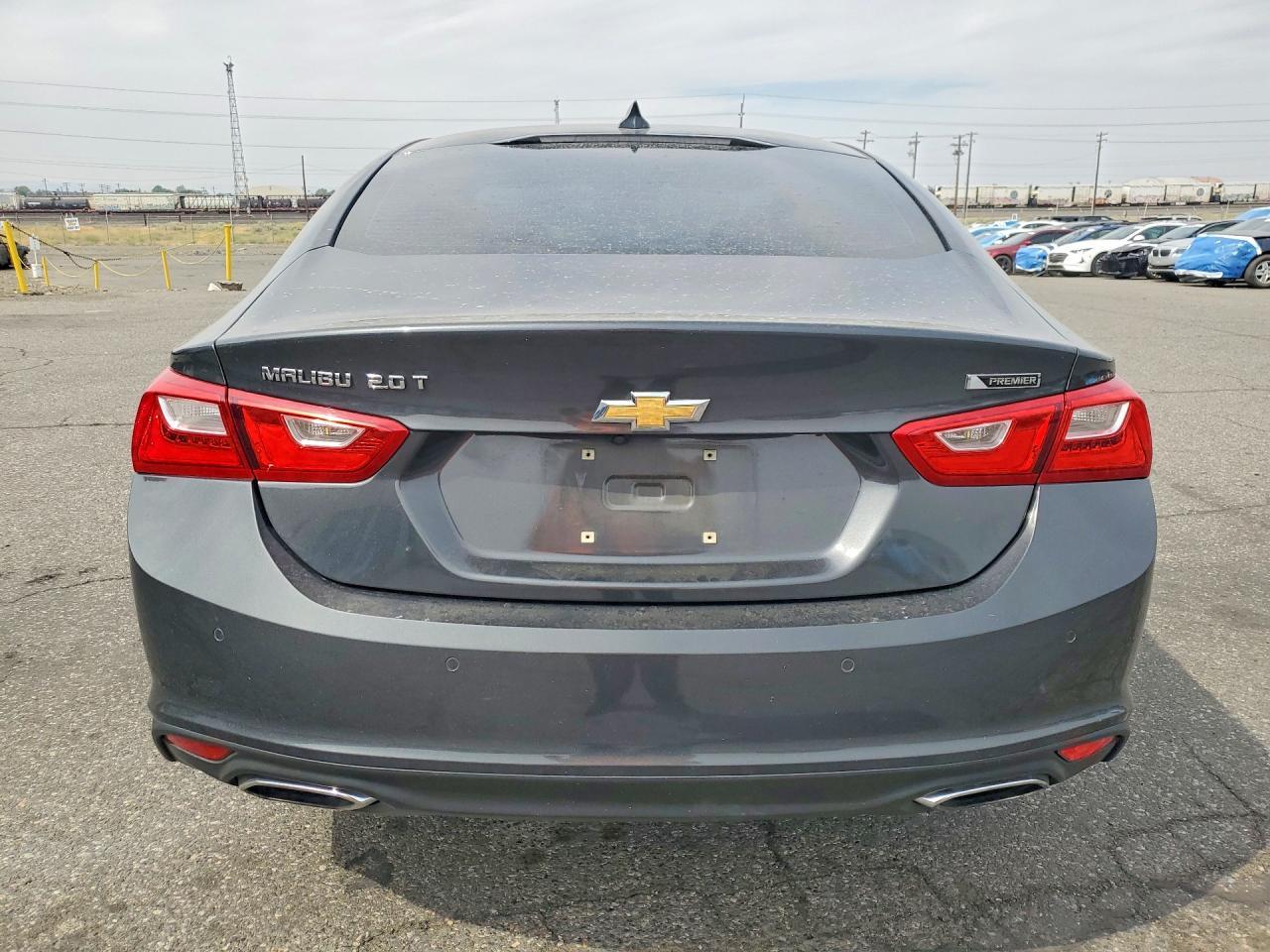 2017 Chevrolet Malibu Premier - zdjęcie 6