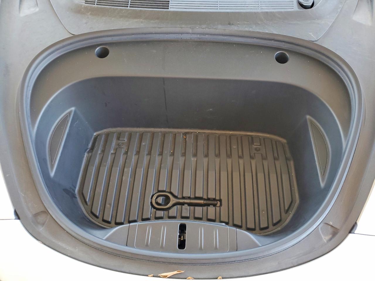 2023 Tesla Model 3 - zdjęcie 11