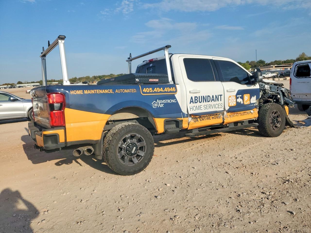 2024 Ford F250 Super Duty - zdjęcie 3