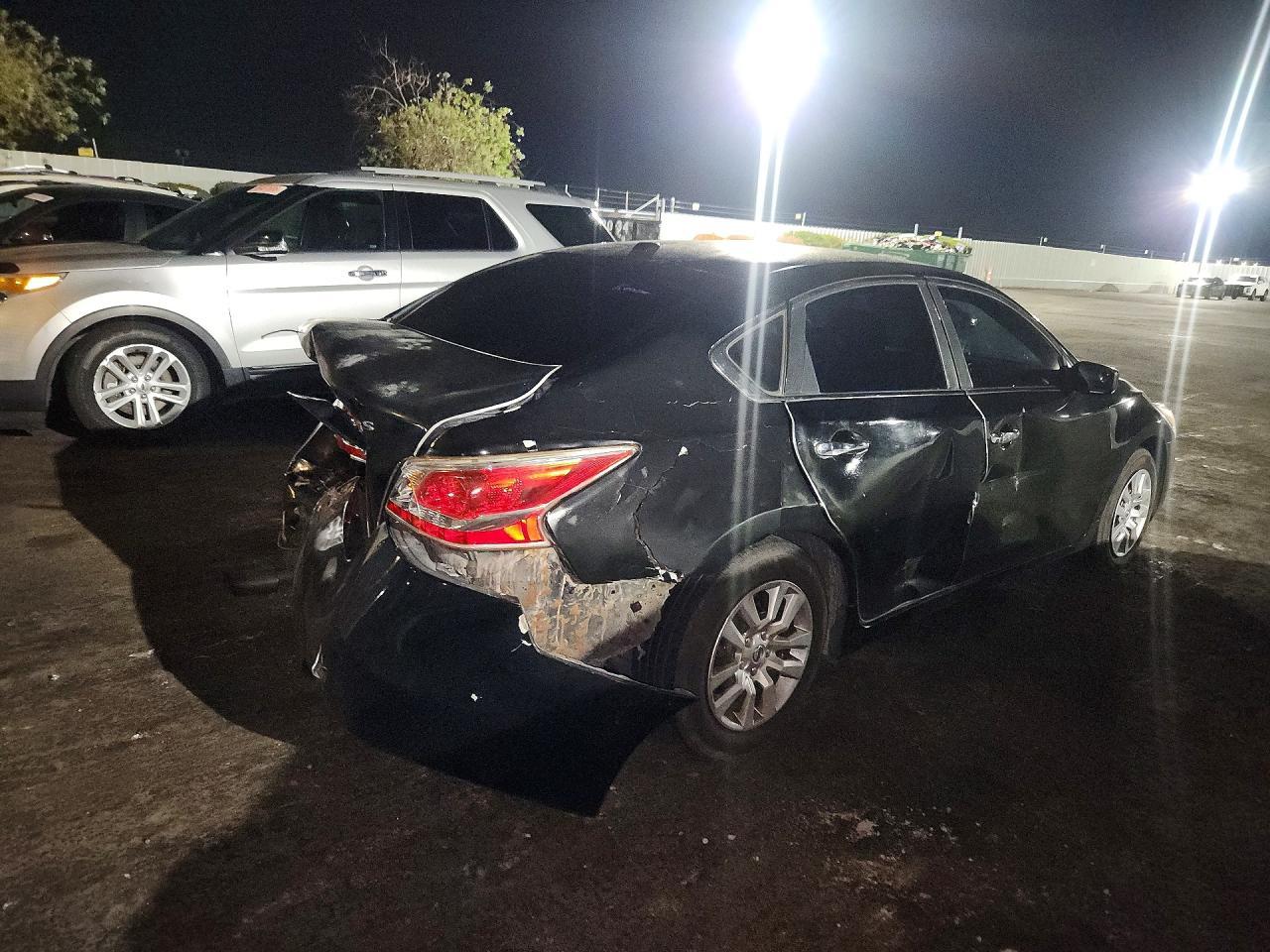 2015 Nissan Altima 2.5 S - zdjęcie 3