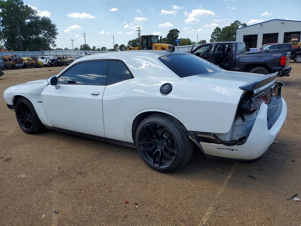 Dodge Challenger - zdjęcie 2