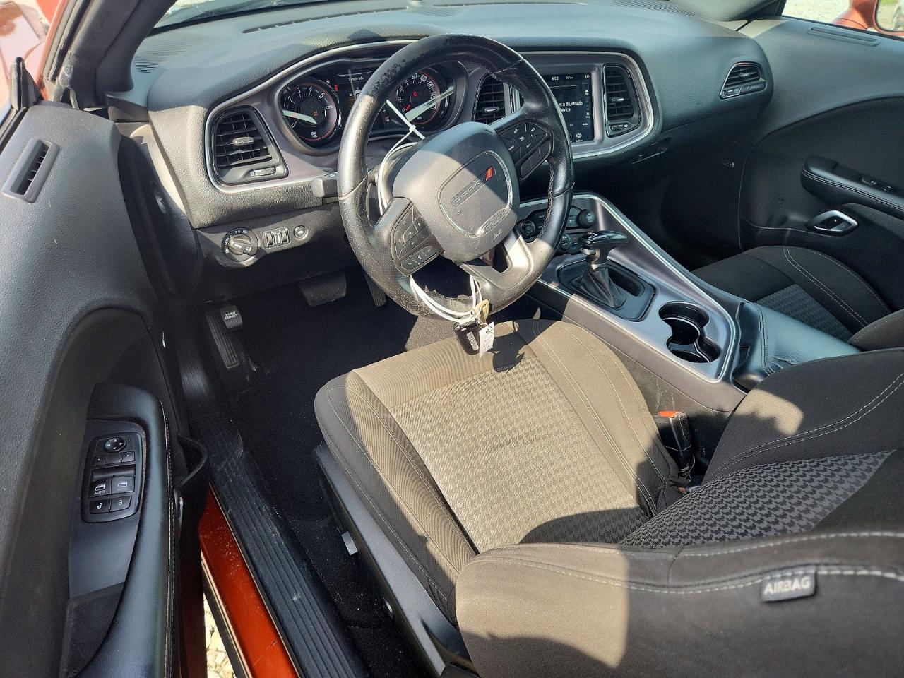2020 Dodge Challenger Sxt - zdjęcie 8