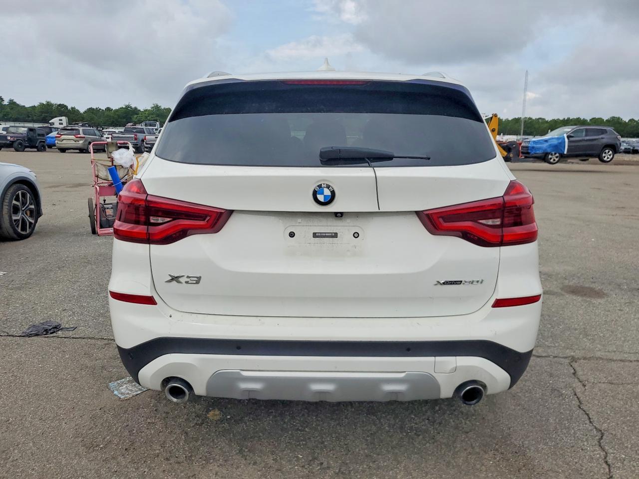 2019 BMW X3 xDrive30I - zdjęcie 6