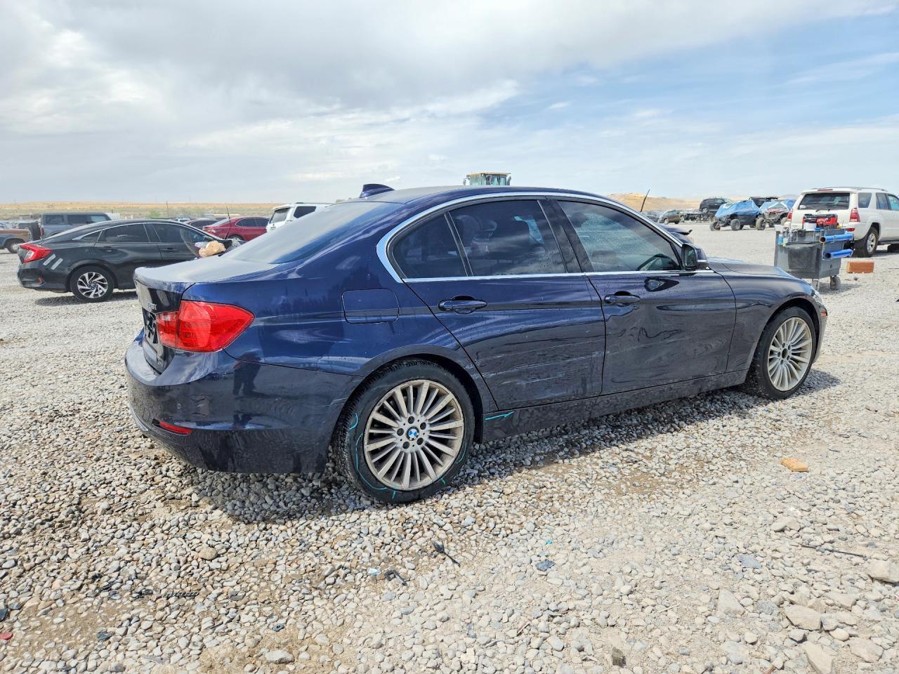 2014 BMW 328 Xi Sulev - zdjęcie 3