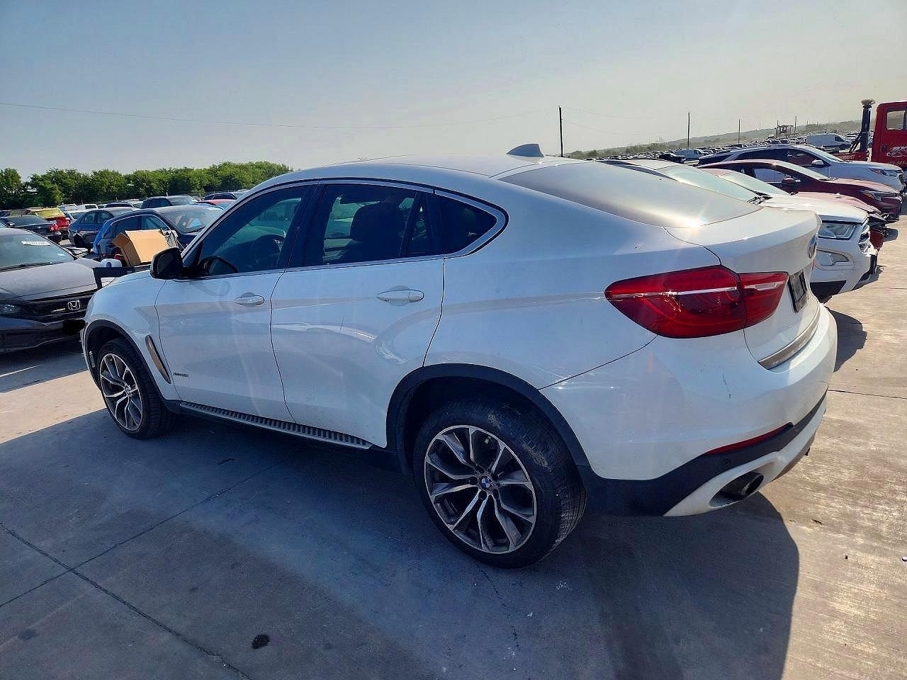 BMW X6 - zdjęcie 2