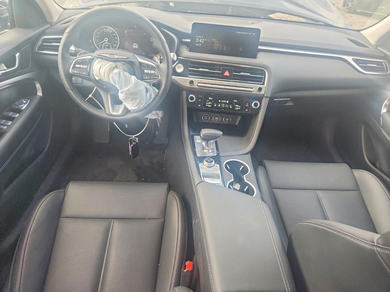 2026 Genesis G70 2.5T Standard - zdjęcie 8