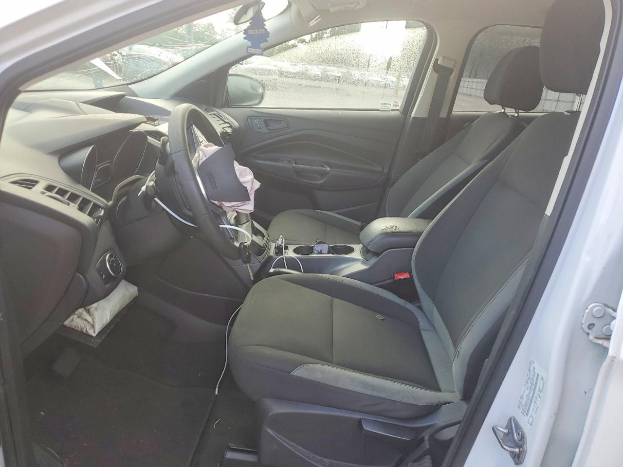 2016 Ford Escape S - zdjęcie 7