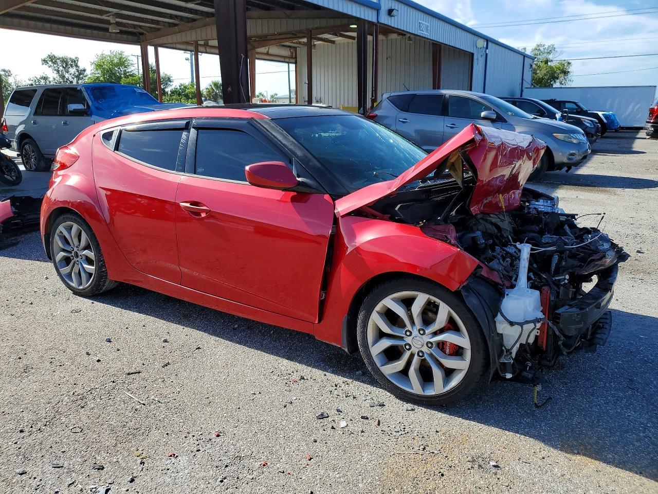 2013 Hyundai Veloster Base - zdjęcie 4