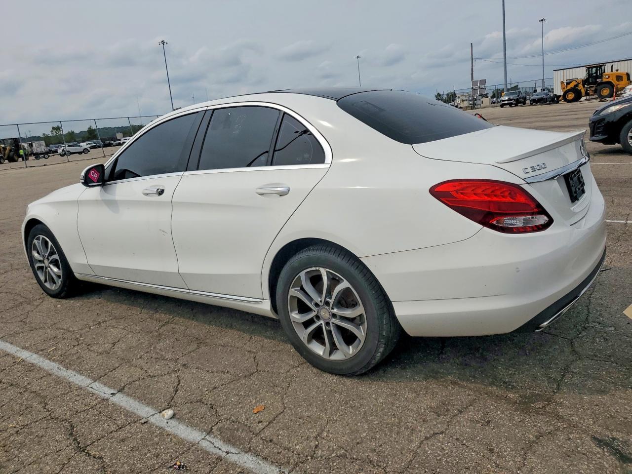 2016 Mercedes-Benz C 300 4Matic - zdjęcie 2