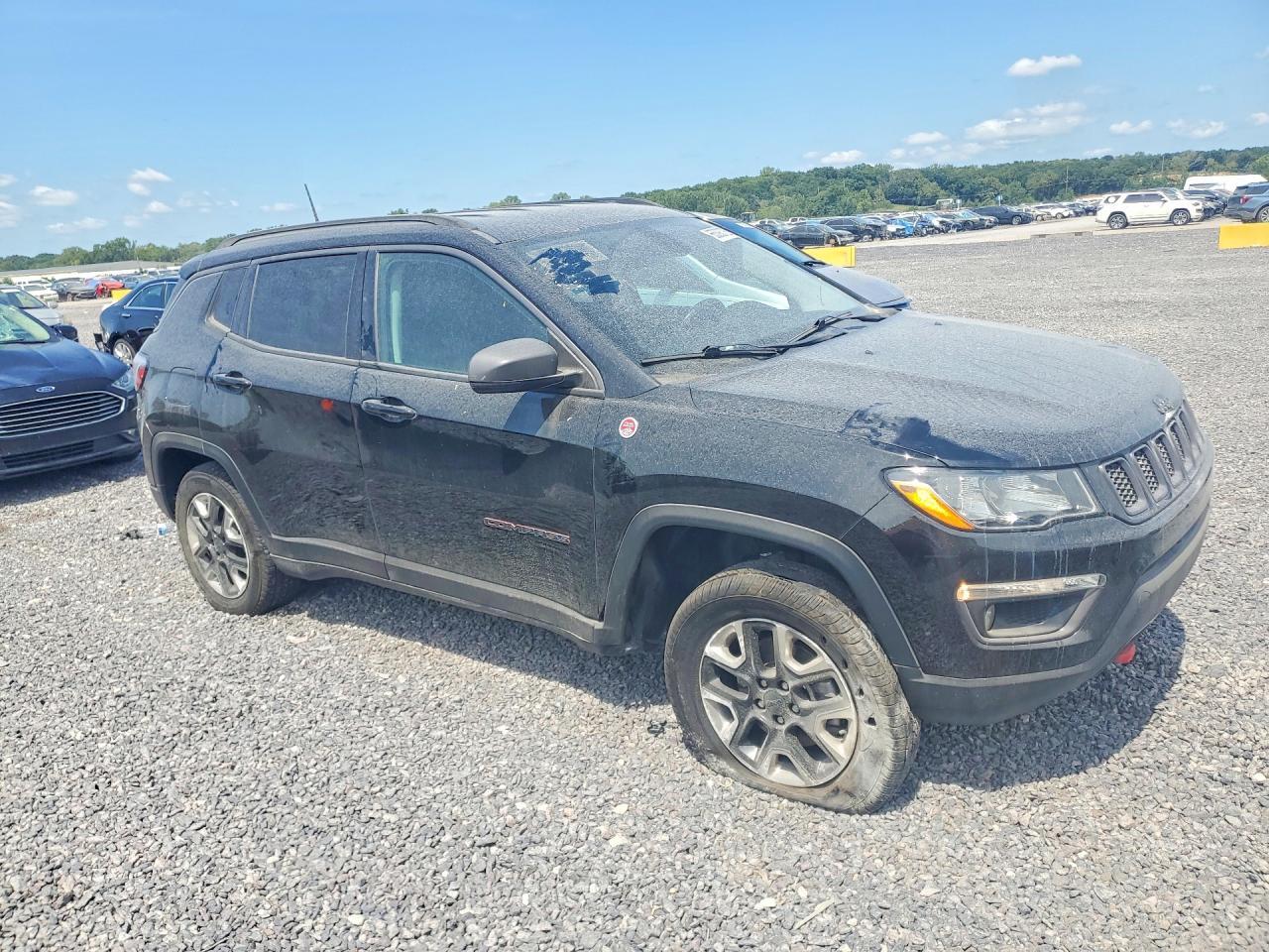 2018 Jeep Compass Trailhawk - zdjęcie 4