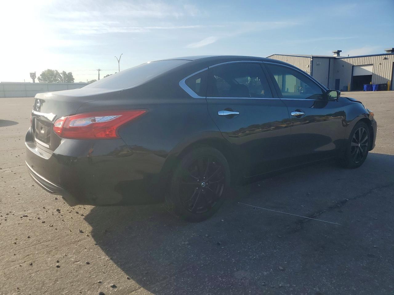 2016 Nissan Altima 2.5 S - zdjęcie 3