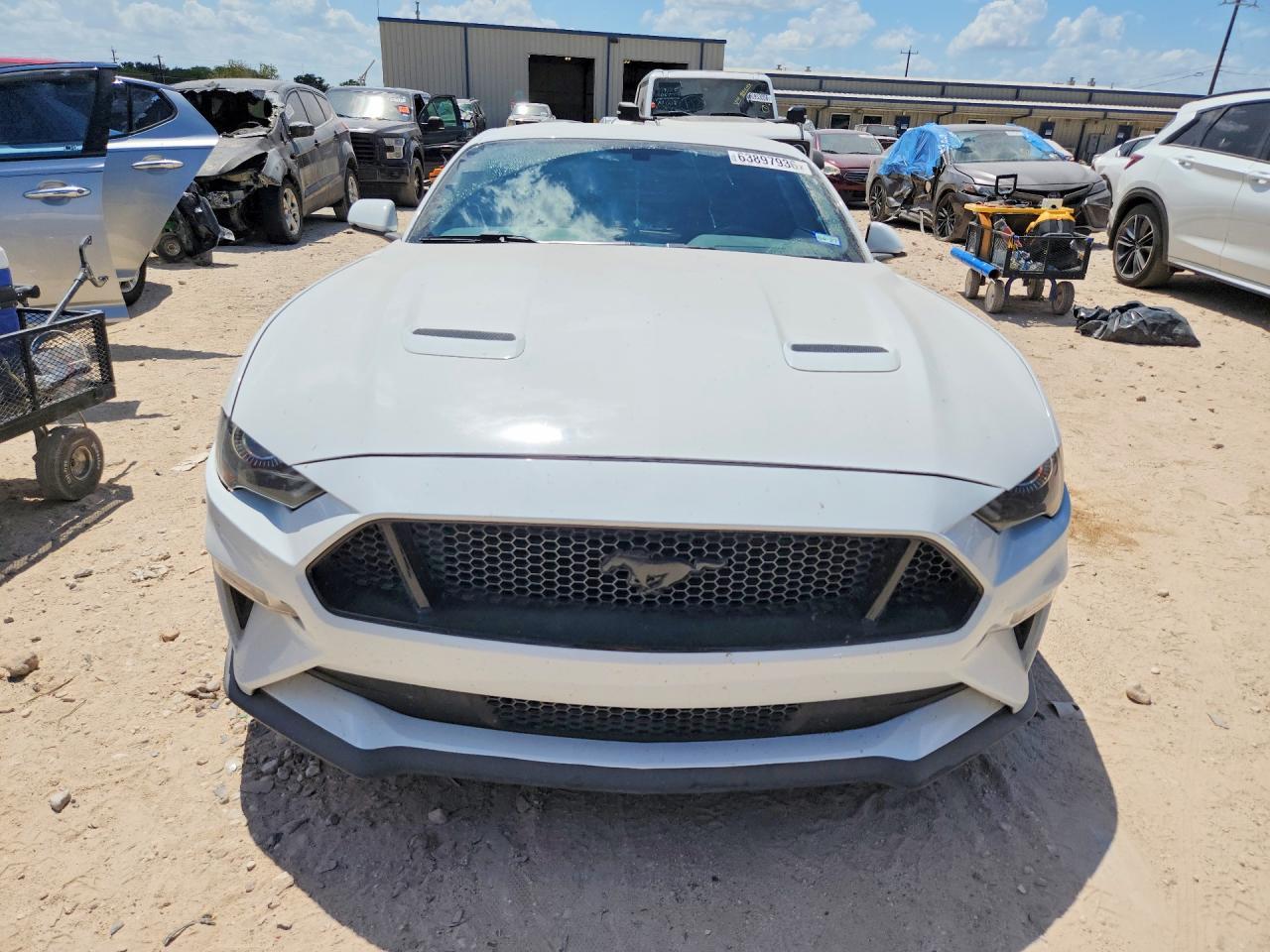 2020 Ford Mustang Gt - zdjęcie 5