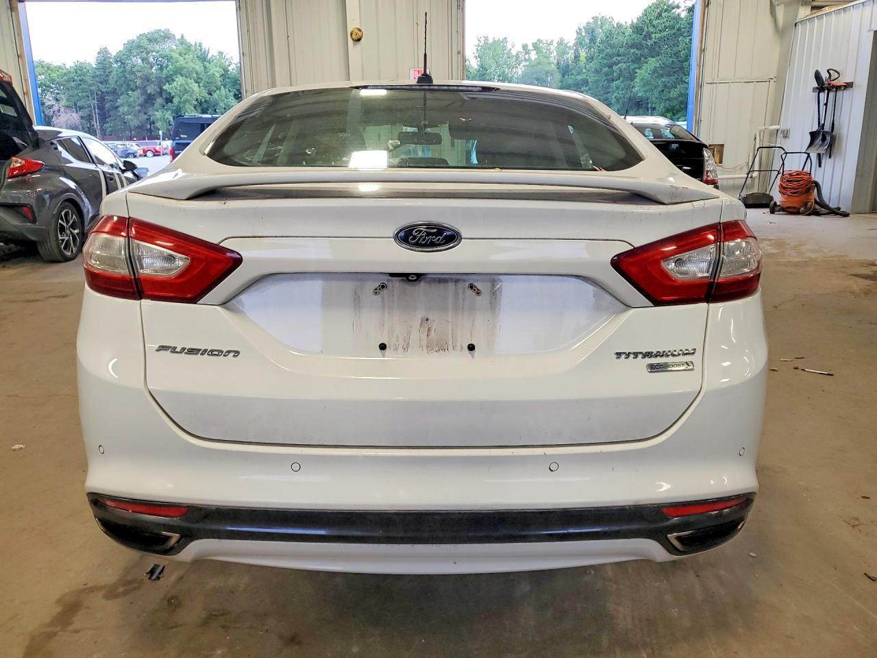 2015 Ford Fusion Titanium - zdjęcie 6