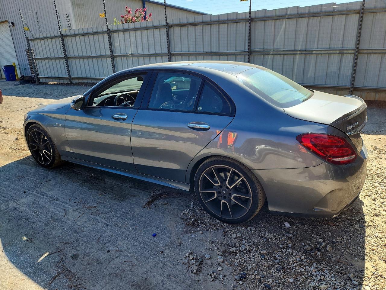 2017 Mercedes-Benz Klasa C - zdjęcie 2