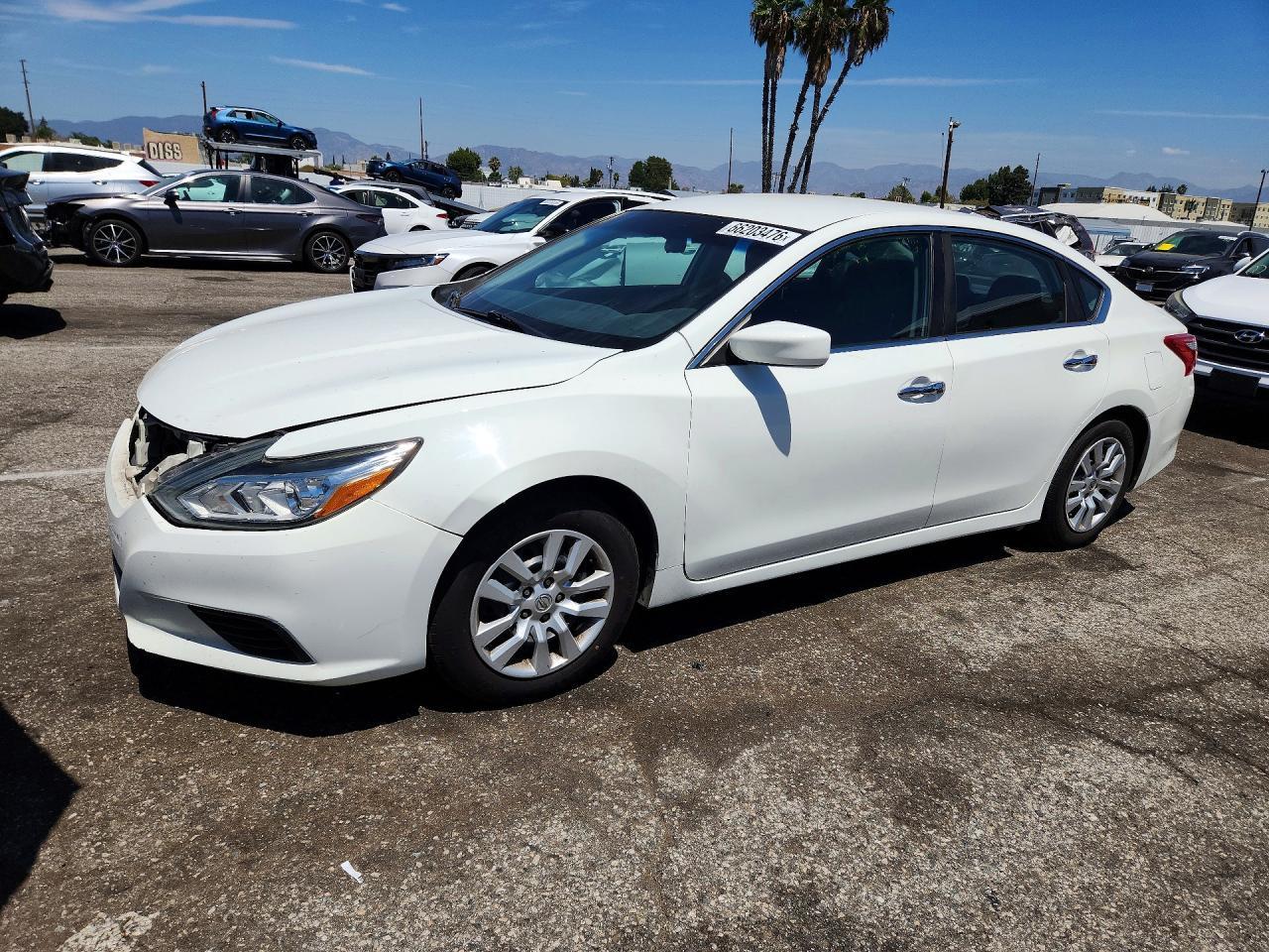 2016 Nissan Altima 2.5 S - zdjęcie główne