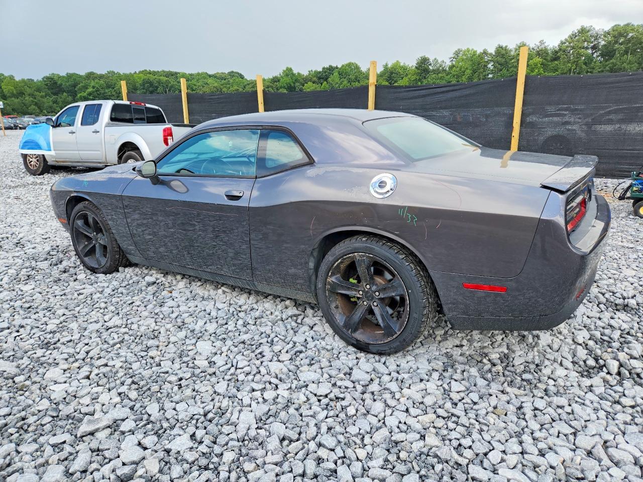 2017 Dodge Challenger R/T - zdjęcie 2