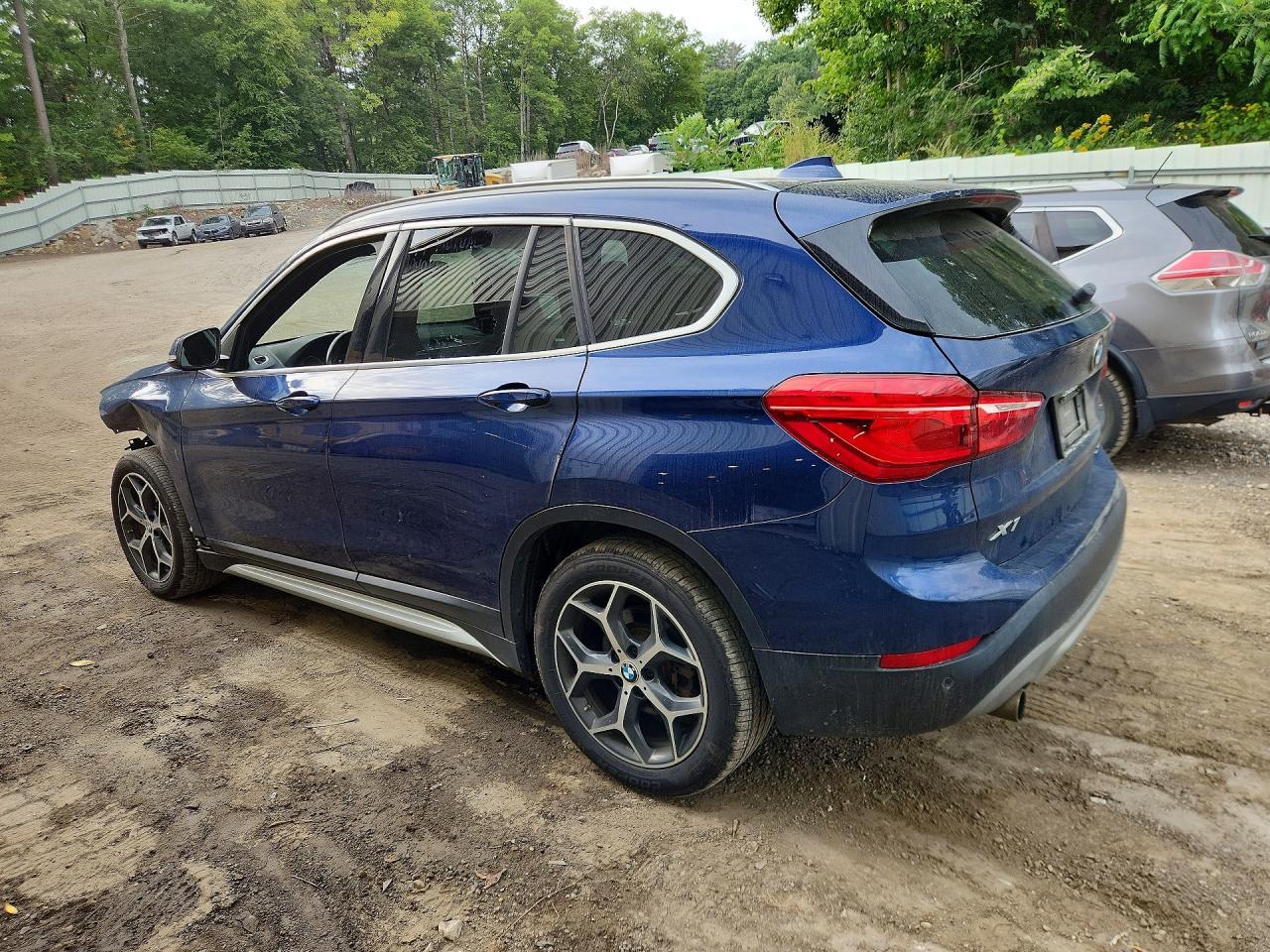 2019 BMW X1 xDrive28I - zdjęcie 2