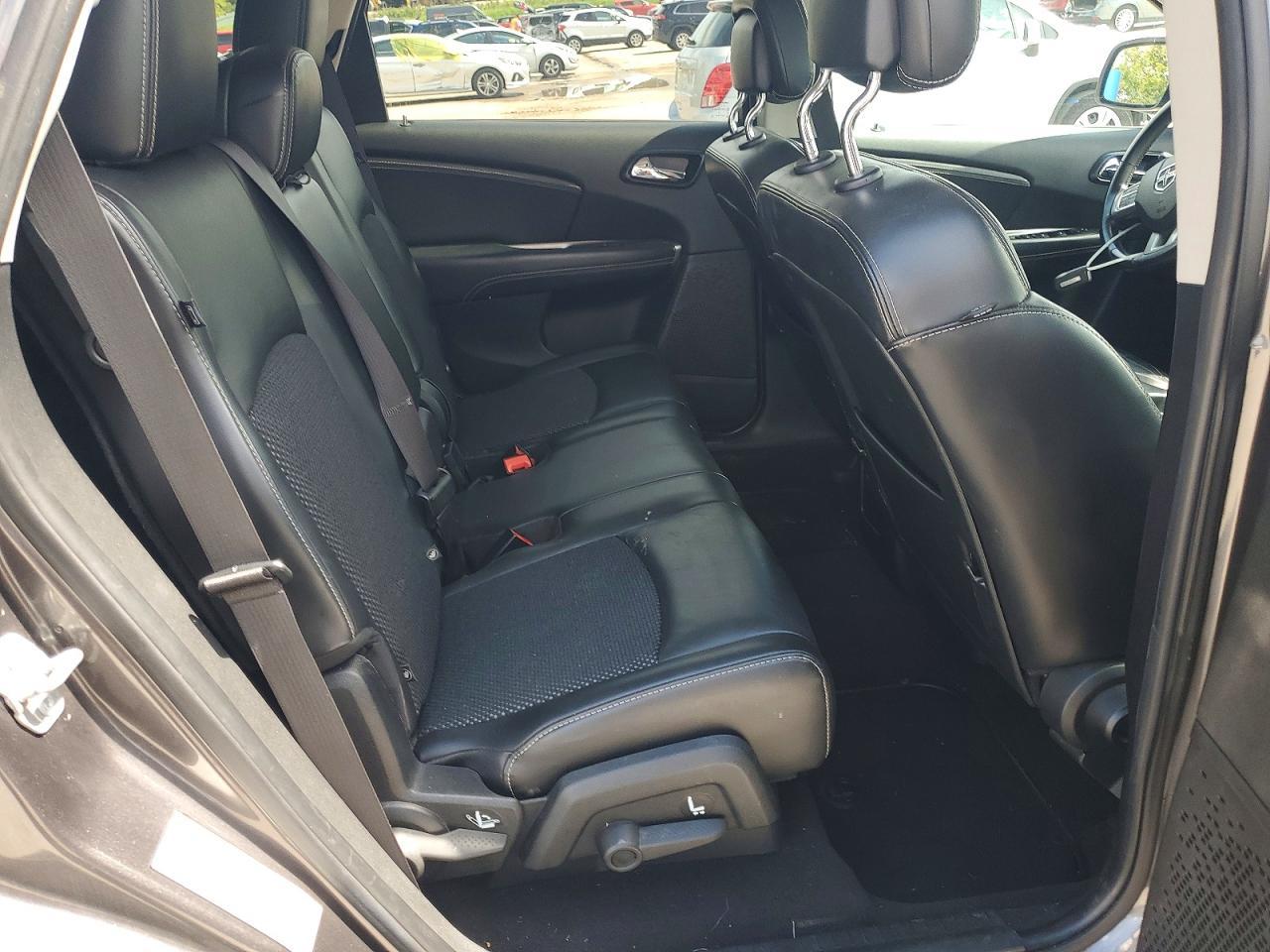 2018 Dodge Journey Crossroad - zdjęcie 11
