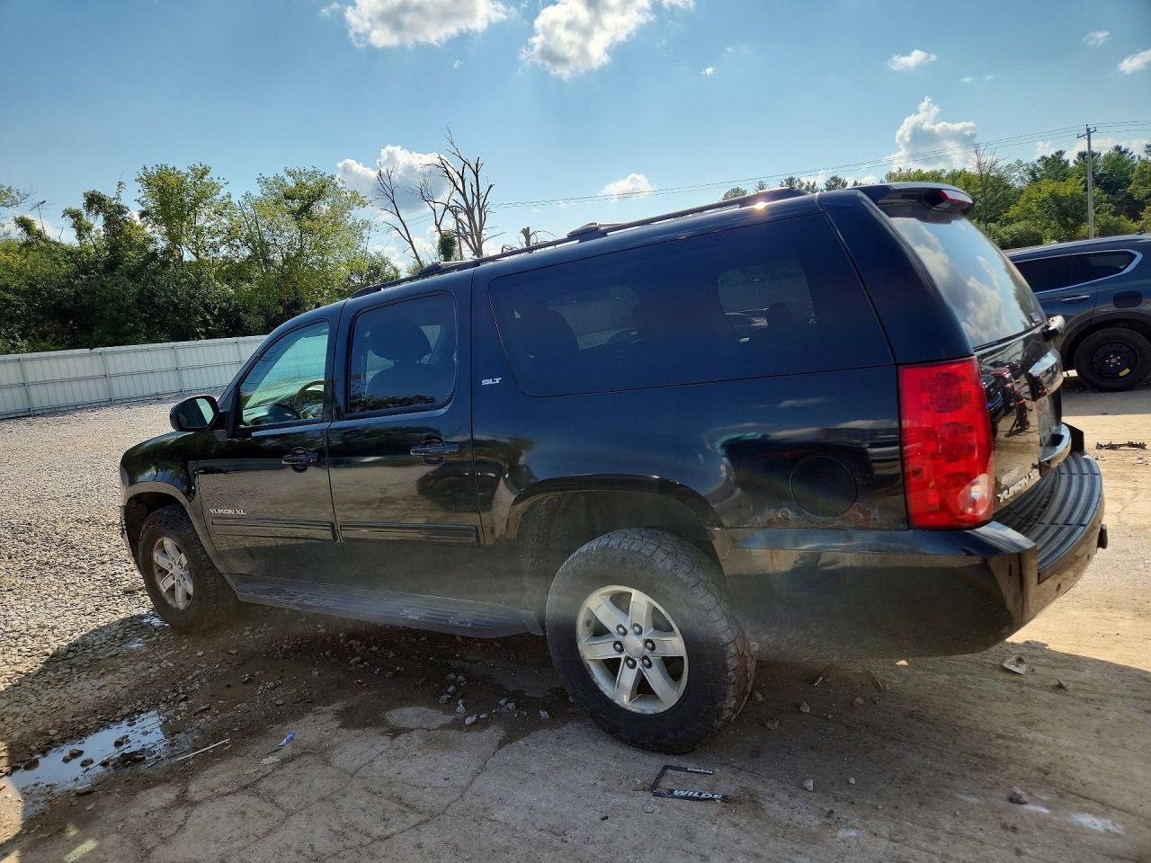 2013 GMC Yukon Xl K1500 Slt - zdjęcie 2