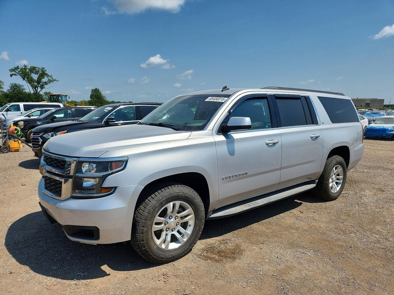 2015 Chevrolet Suburban K1500 Lt - zdjęcie główne