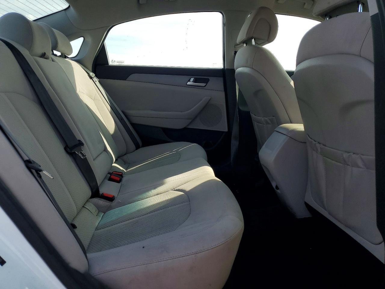 2017 Hyundai Sonata Se - zdjęcie 10