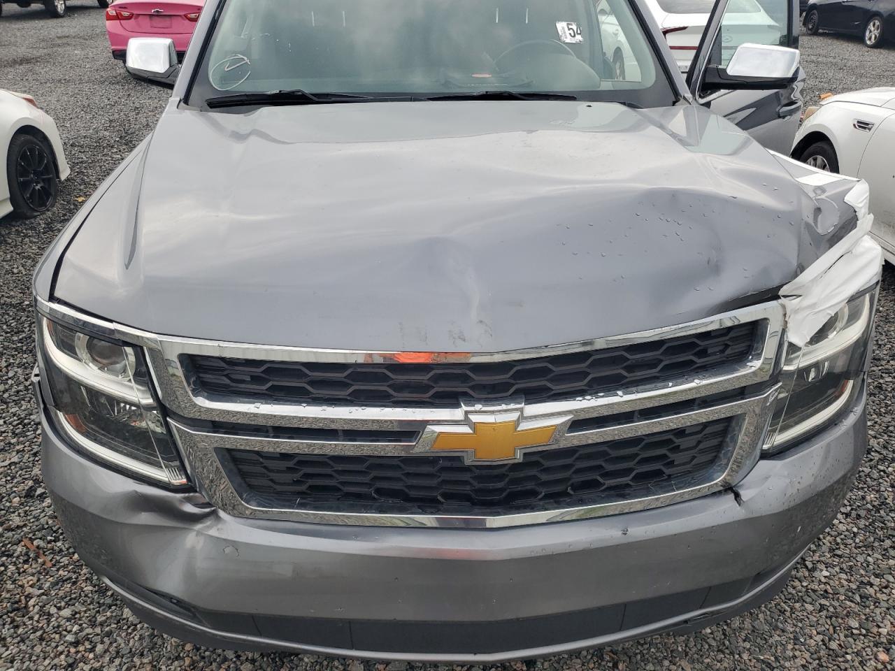 2019 Chevrolet Tahoe C1500 Ls - zdjęcie 11