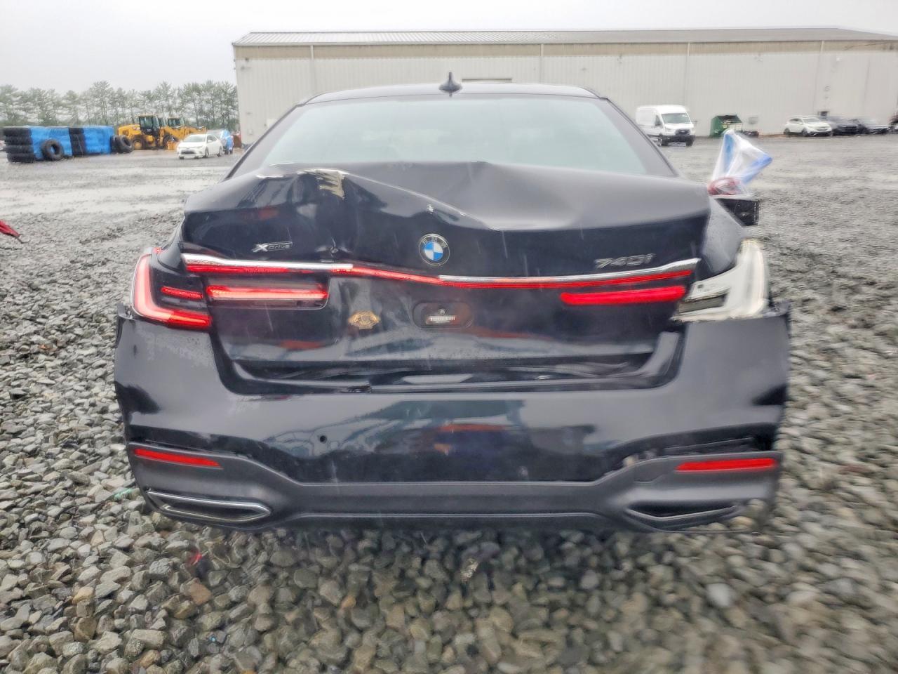2020 BMW 740 Xi - zdjęcie 6