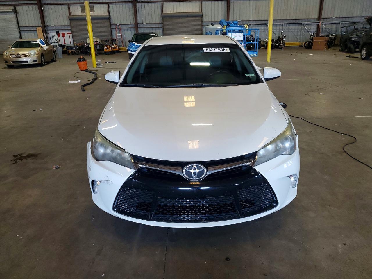 2015 Toyota Camry Se - zdjęcie 5