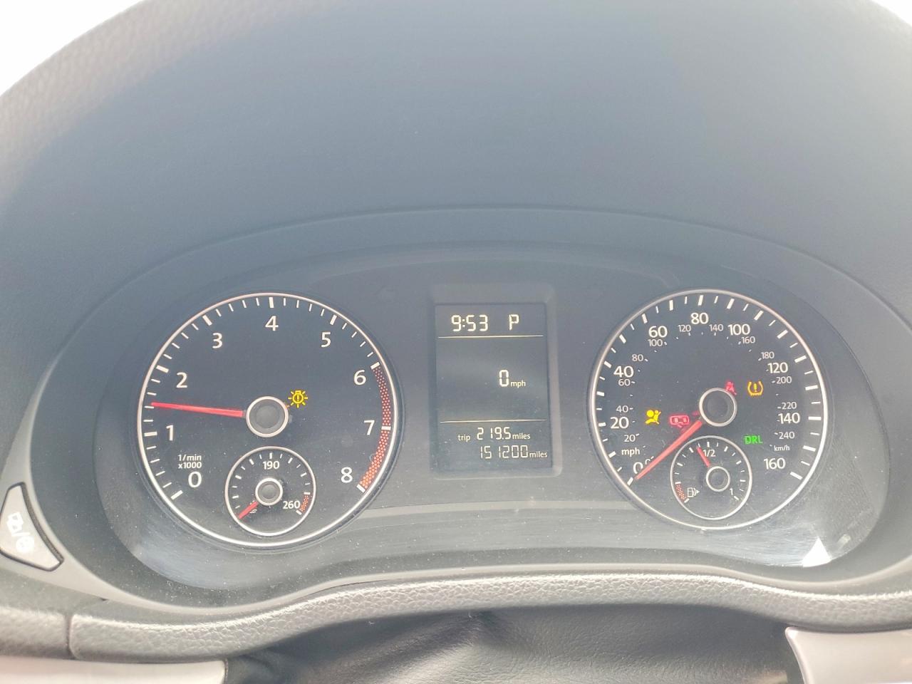 2013 Volkswagen Passat S - zdjęcie 9