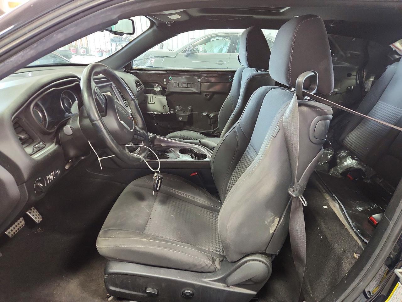2015 Dodge Challenger Sxt - zdjęcie 7